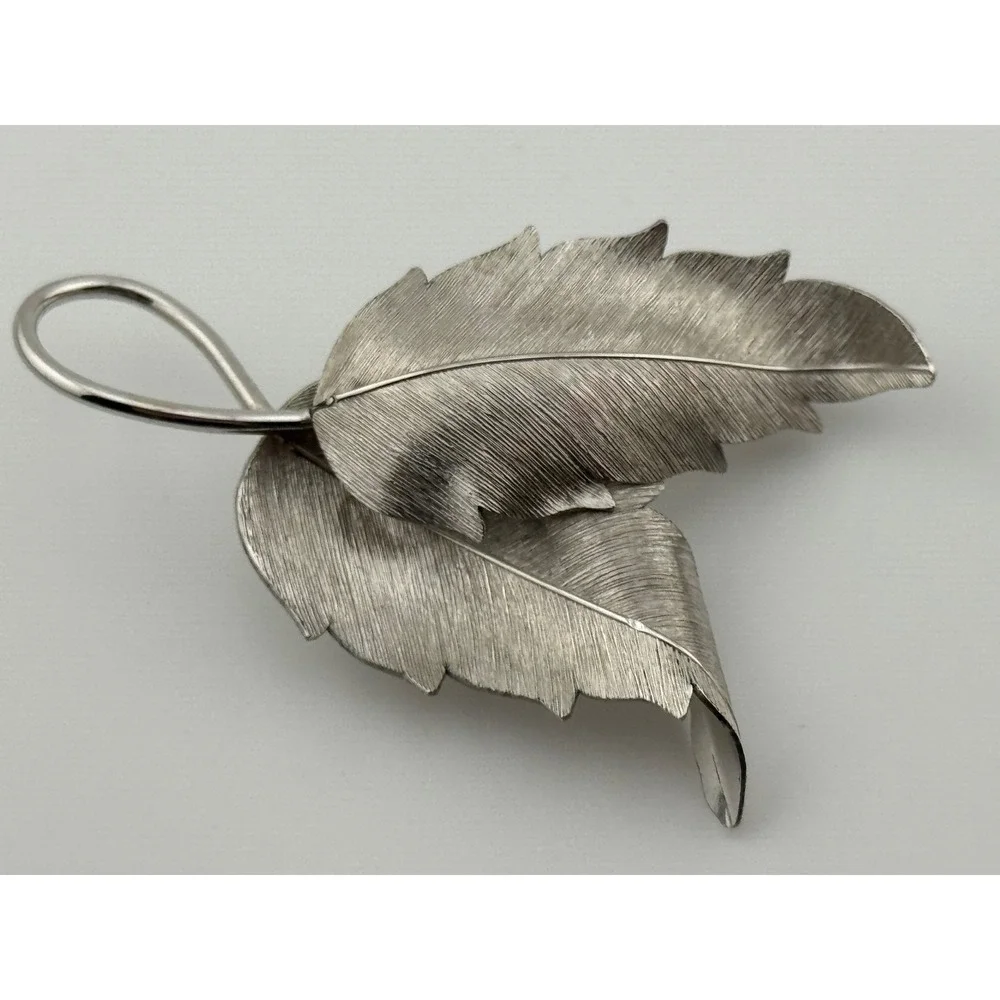 Vintage‎ Krementz Brooch Silver Tone Leaf Pin